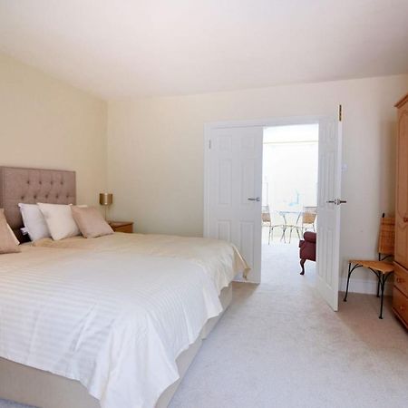 The Garden Suite Lyme Regis Bagian luar foto