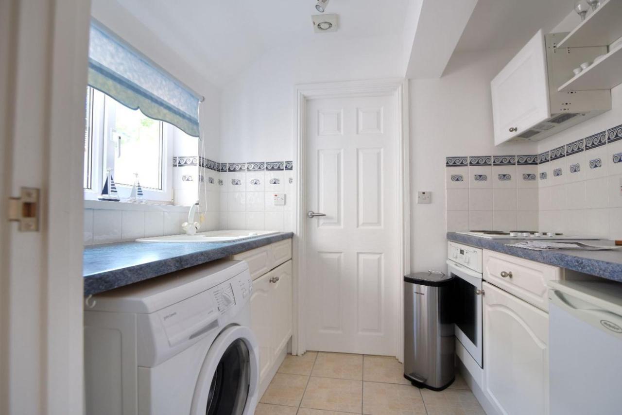 The Garden Suite Lyme Regis Bagian luar foto